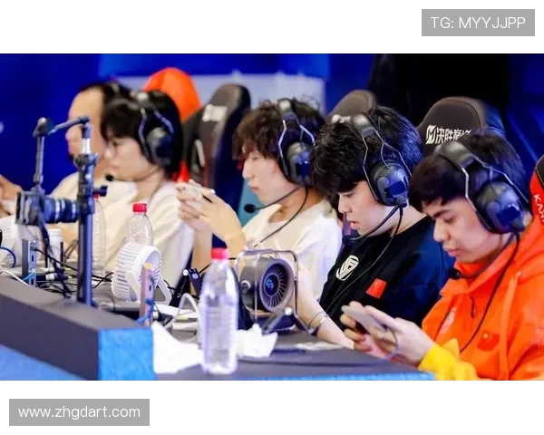 电竞赛场风云再起全球顶尖战队激烈角逐全新荣誉与奖金荣耀