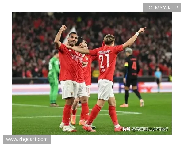 本菲卡迎强敌鏖战绿茵巅峰之夜誓夺关键胜利书写荣耀新篇章